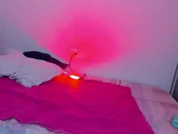 Chaturbate Live Sex Cam of twilightmuses