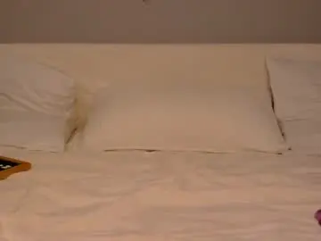 Chaturbate Free Porn Cam of lavender_sky_