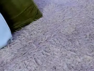 Chaturbate Live Sex Cam of taysonysasha