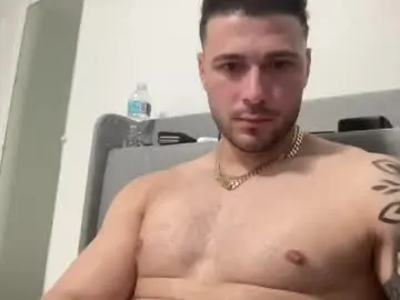 Chaturbate Live Sex Cam of ernestico03