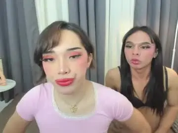 Chaturbate Nude Webcam of hugecock_pretty123