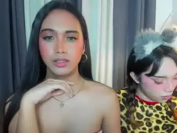 Chaturbate Adult Video Chat of hugecock_pretty123