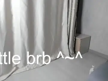 Chaturbate Live Sex Cam of elliot_winki