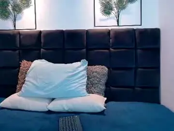 Chaturbate Live Sex Cam of fuckingsoulmates1
