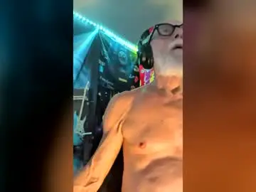 Chaturbate Sex Chat of kiveuxmakeu