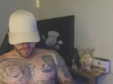 Chaturbate Free Live Porn of ades_lowe