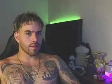 Chaturbate Free Porn Cam of ades_lowe