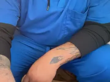 Chaturbate Best live sex cam show of bigheadaddy90