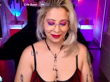 Chaturbate Live Sex Cam of blackwidowj