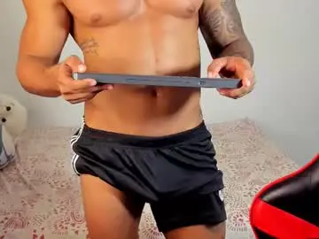 Chaturbate Nude Webcam of jaketayler10