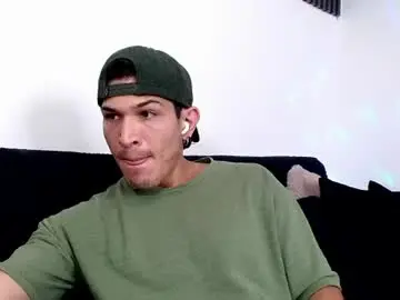 Chaturbate Sex Cam of katt_diray