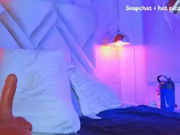 Chaturbate Watch Live Sex Cams of kylle_2050