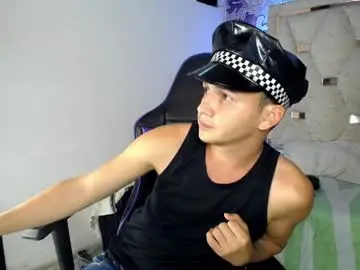 Chaturbate Adult Webcam of mathiass_twinkk_