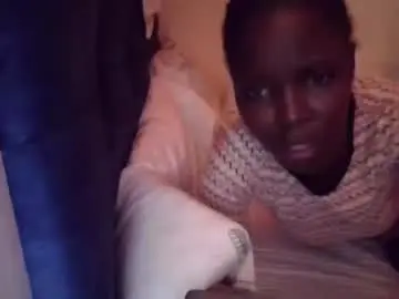 Chaturbate Free Live Porn of pretty_petite_ebony