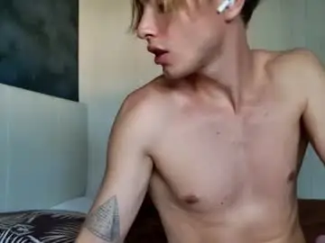 Chaturbate Live Sex Cam of sashenkka