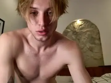 Chaturbate Live Sex Cam of sashenkka
