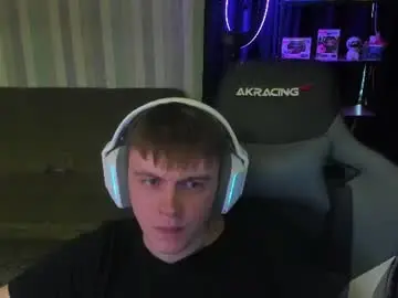 Chaturbate Watch Live Sex Cams of aron_neall