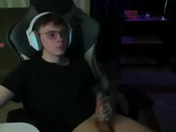 Chaturbate Sex Chat of aron_neall