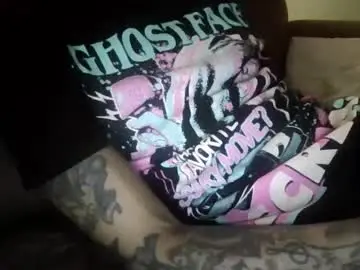 Chaturbate Free Porn Cam of bertdollaz757