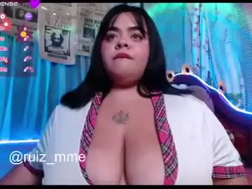 Chaturbate Adult Webcams of emma_ruiiz_