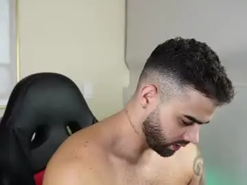 Chaturbate Free Porn Cam of paulphoenix_