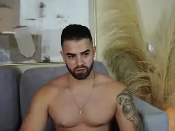 Chaturbate Sex Chat of paulphoenix_