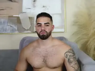 Chaturbate Nude Webcam of paulphoenix_
