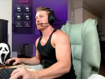 Chaturbate Live Sex Cam of bigmcr1