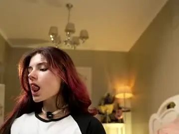 Chaturbate Free Porn Cam of dolly_di