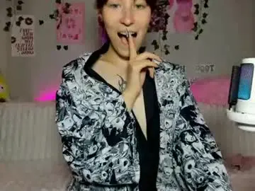 Chaturbate Adult Video Chat of elliefromthemoon