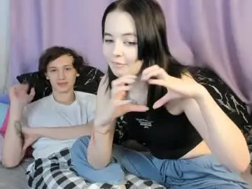 Chaturbate Watch Live Sex Cams of evarobin_