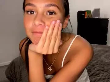 Chaturbate Live Sex Cam of jasmineh2007