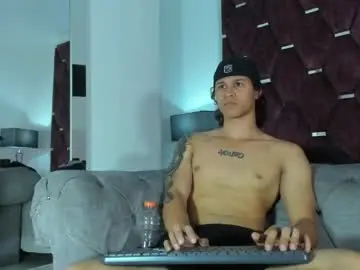 Chaturbate Sex Chat of tonybenedetti