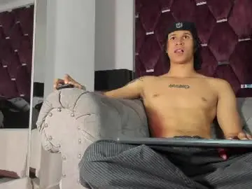 Chaturbate Nude Webcam of tonybenedetti