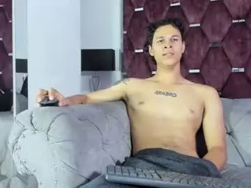Chaturbate Sex Cam of tonybenedetti