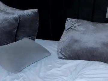 Chaturbate Live Sex Cam of ellen_grace