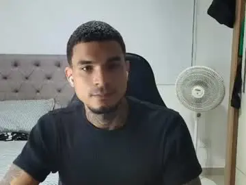 Chaturbate Nude Webcam of juan_gomez_1