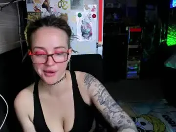 Chaturbate Live Sex Cam of lisafoxy_y