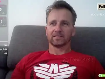 Chaturbate Watch Live Sex Cams of tomhardic