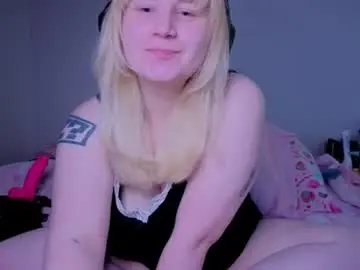 Chaturbate Watch Live Sex Cams of glitchwitch