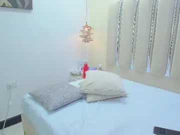 Chaturbate Free Live Porn of miavellvet
