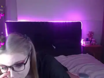 Chaturbate Sex Chat of shysweetrish