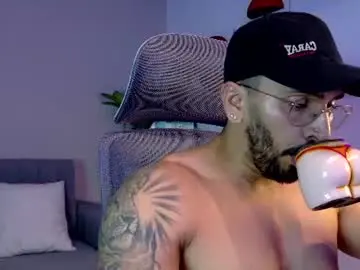 Chaturbate Adult Video Chat of tony_muscle1