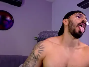 Chaturbate Live Sex Cam of tony_muscle1