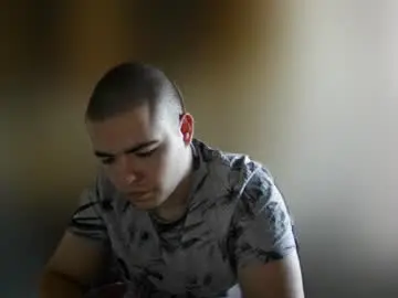 Chaturbate Nude Webcam of ronmal868