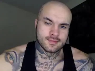 Chaturbate Live Sex Cam of sevendragons1