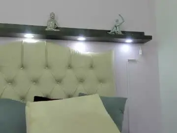 Chaturbate Live Porn of bella_ebony19