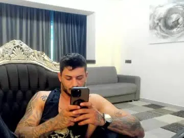 Chaturbate Live Sex of jonnyporn1