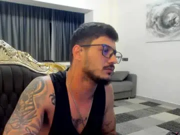 Chaturbate Sex Chat of jonnyporn1