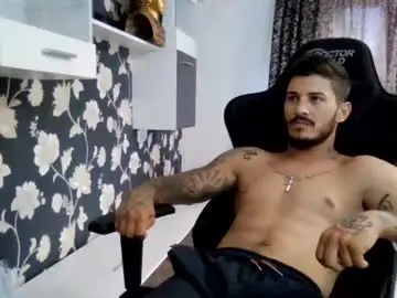 Chaturbate Adult Webcam of jonnyporn1